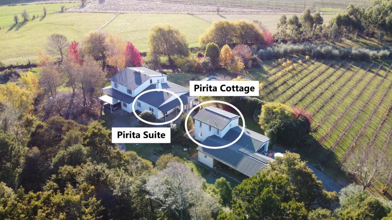 Pirita Vineyard Cottage. Upper Moutere Exterior photo